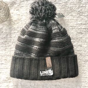 New with tag ADIDAS MENS RECON BALLIE HAT W/Pompom